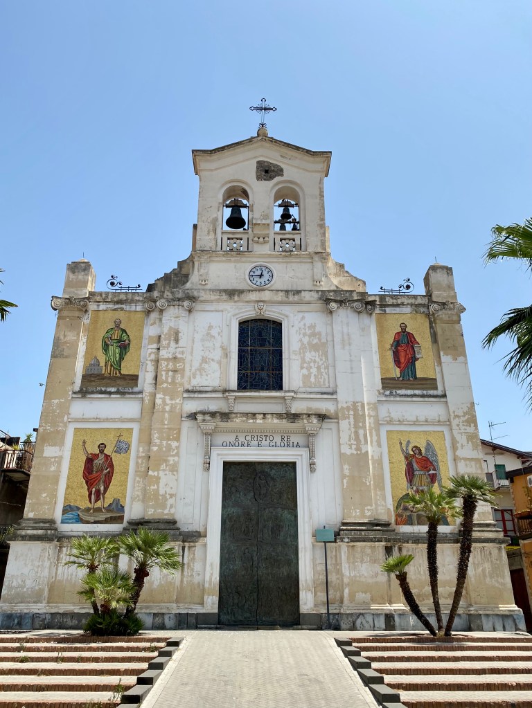 This image has an empty alt attribute; its file name is church-in-paterno.jpg