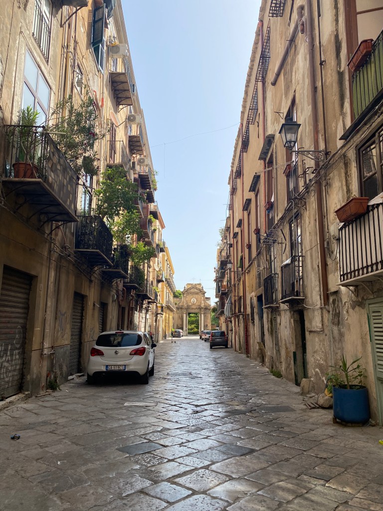 This image has an empty alt attribute; its file name is palermo-road-1.jpg